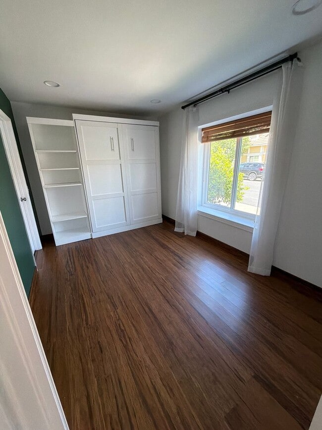 Building Photo - 3 BEDROOM ELEGANCE IN MISSION VIEJO'S PRESTIGIOUS CALIFORNIA COLONY