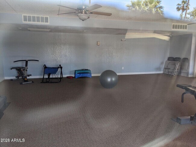 Building Photo - 7141 N 16th St