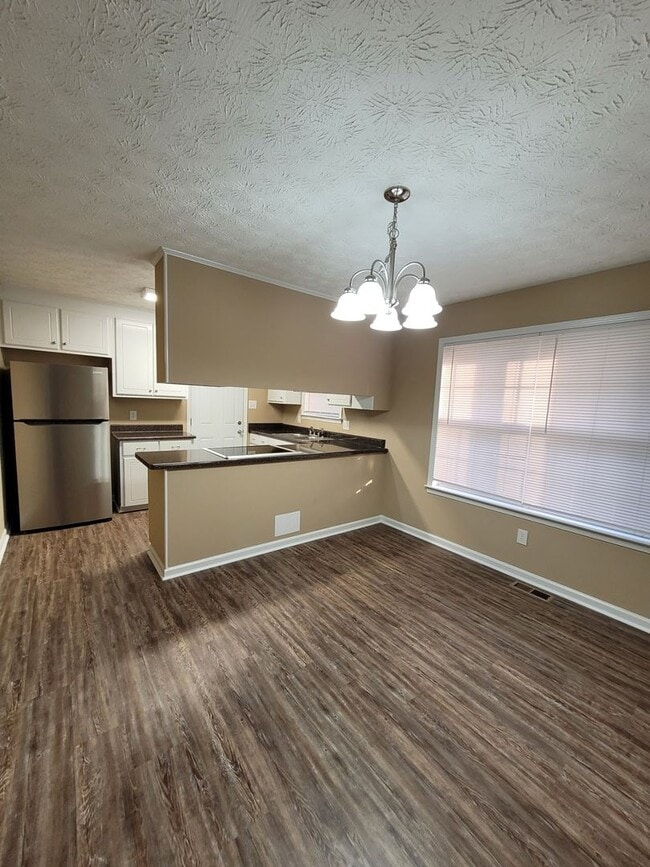 Building Photo - For Rent - Hart County - Fay Kight Circle - Three Bedroom and Two Bathroom Home