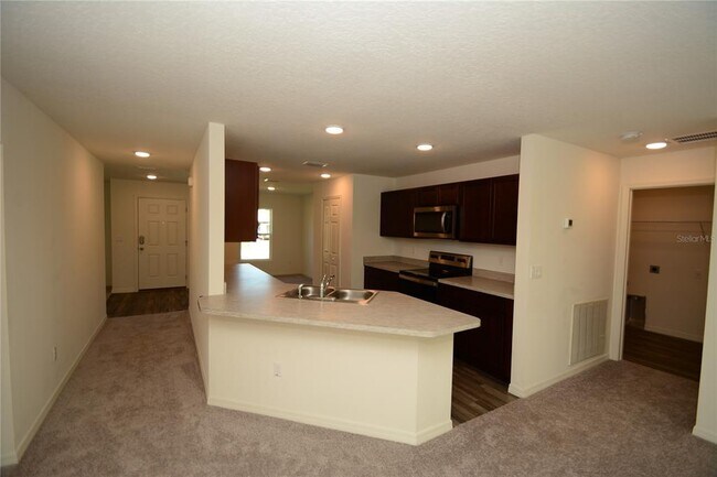 Building Photo - 93 Panorama Dr