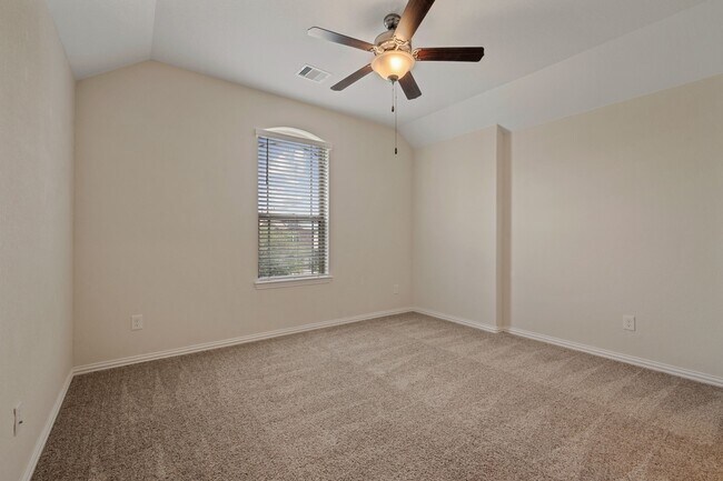 Building Photo - 16870 Olympic National Dr