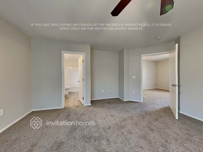 Building Photo - 3933 W Irwin Ave