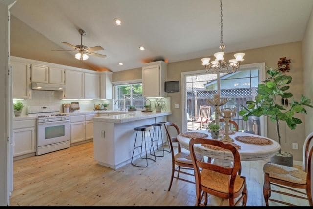 Building Photo - 18240 Ransen Ct