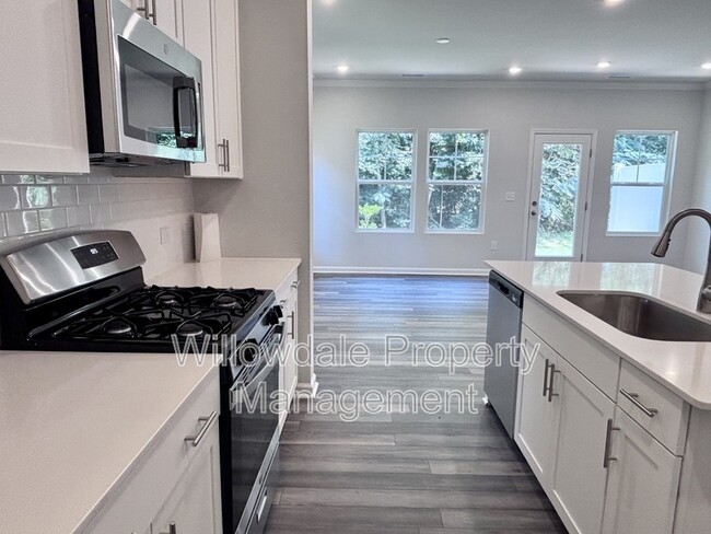 Building Photo - 171 Peebles Dr