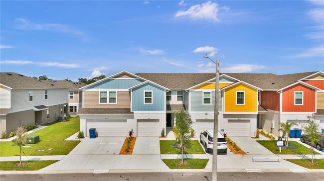 Primary Photo - 4321 HILLOCK Blvd