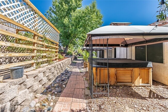 Building Photo - 4517 Inez Dr