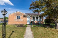 Building Photo - 1131 Rahn St