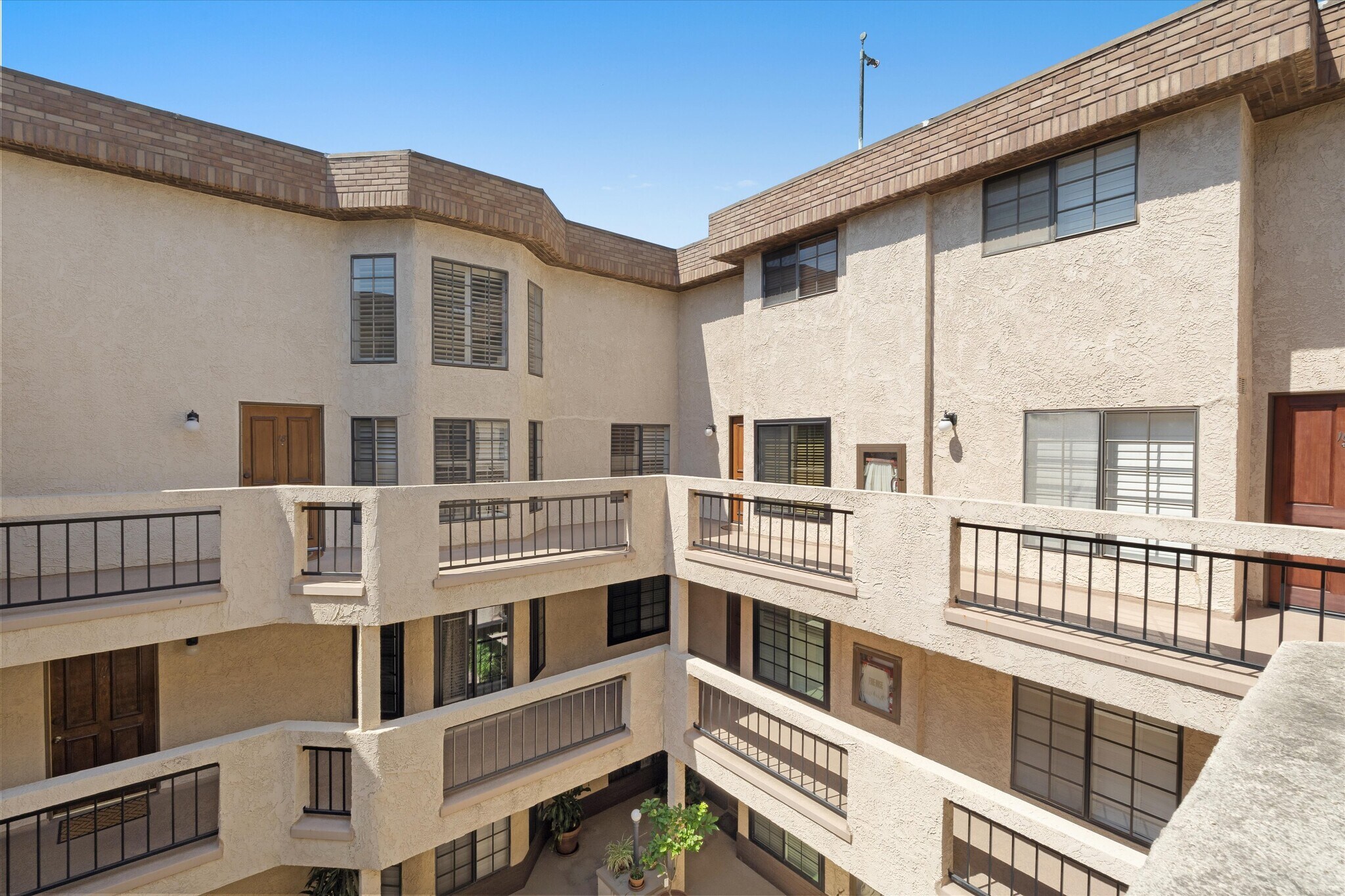 Building Photo - 12321 Ocean Park Blvd
