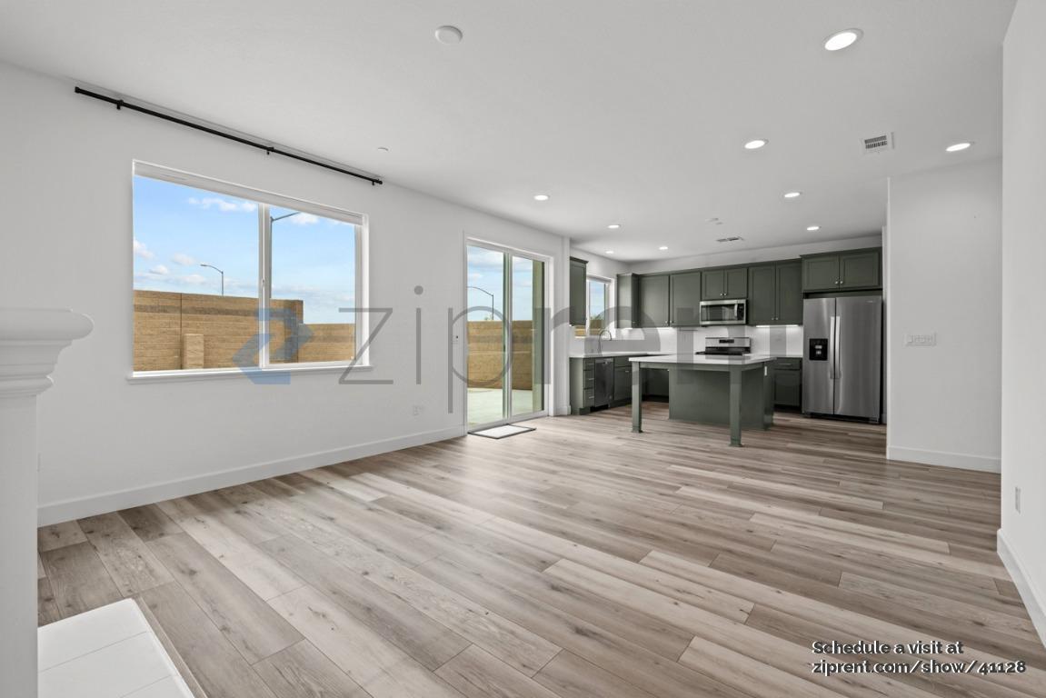 Building Photo - 4776 Opus Cir