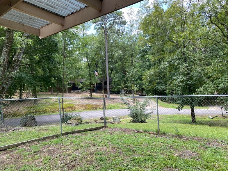 Building Photo - 2632 Ouachita Cir