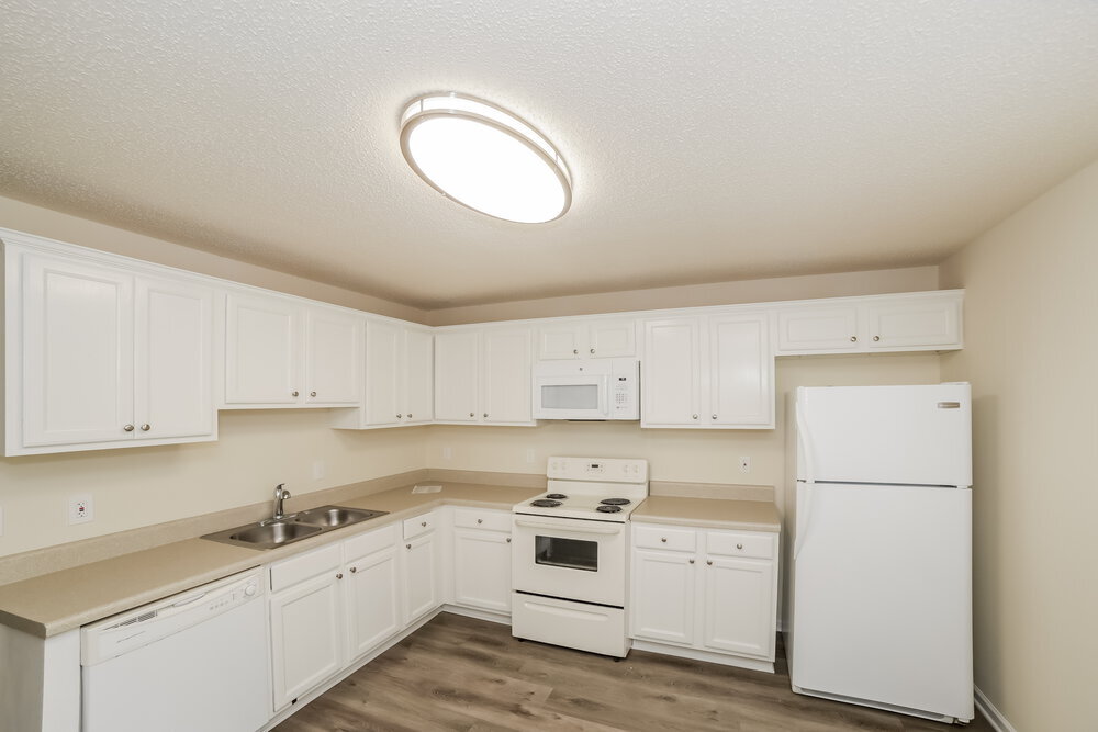 Building Photo - 67 Middlebrook Dr
