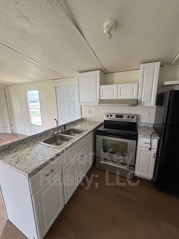 Building Photo - 3631-3637 Sweetwater Vonore Road