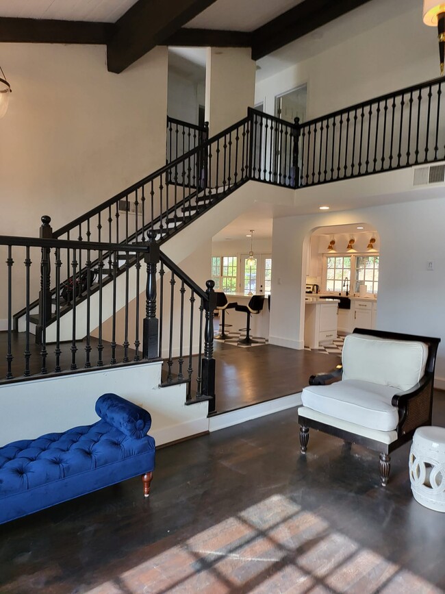 Building Photo - 3301 Blue Ridge Ct