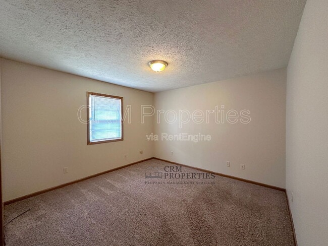 Building Photo - 1326 S Waugh St