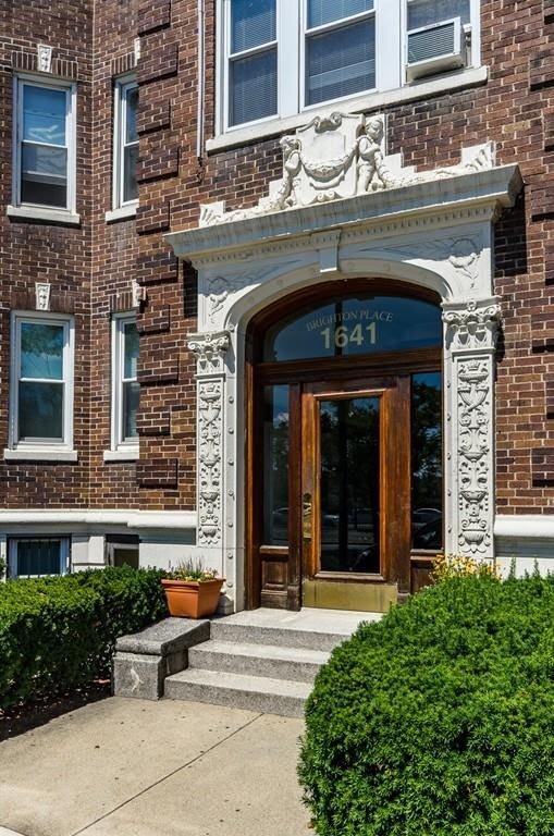 Building Photo - 1641 Commonwealth Ave