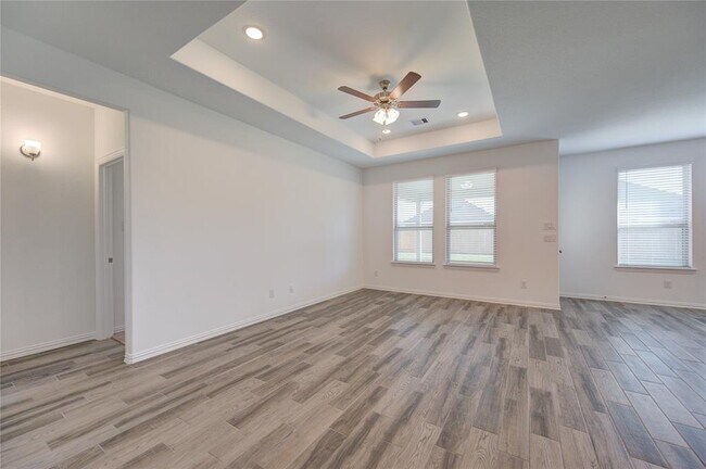 Building Photo - 31331 Horseshoe Meadow Bend Ln