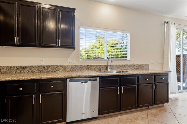 Building Photo - 10552 Calico Pines Ave