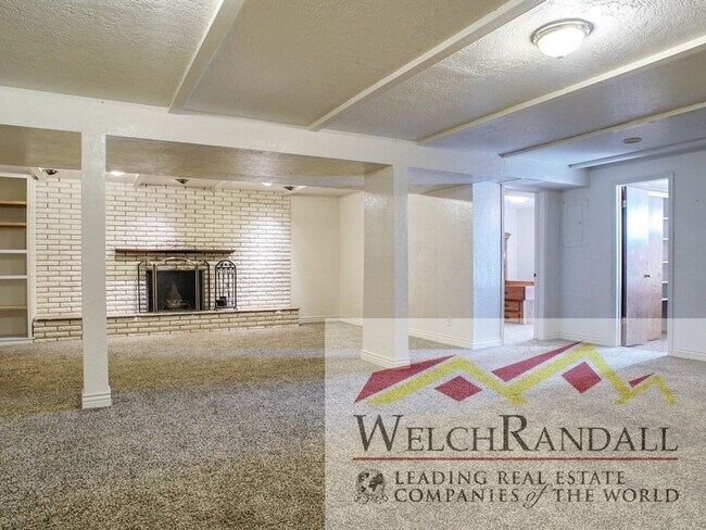 Building Photo - Your Ideal 4-Bed Layton Home - Style, Spac...