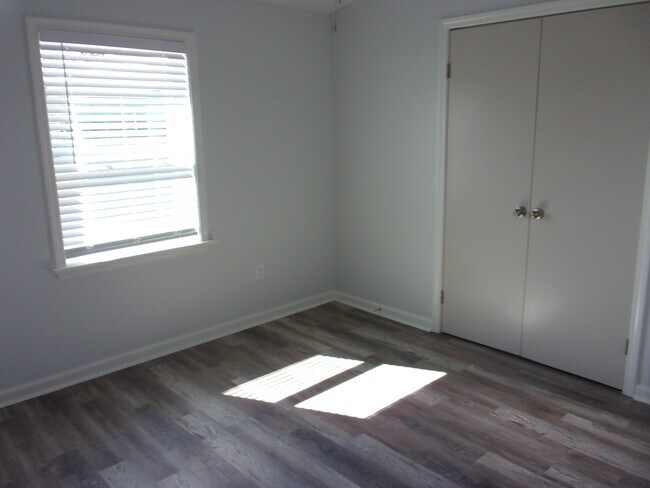 Building Photo - 1772 Hester Rd