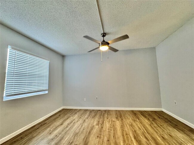 Building Photo - 551 Flemming Way