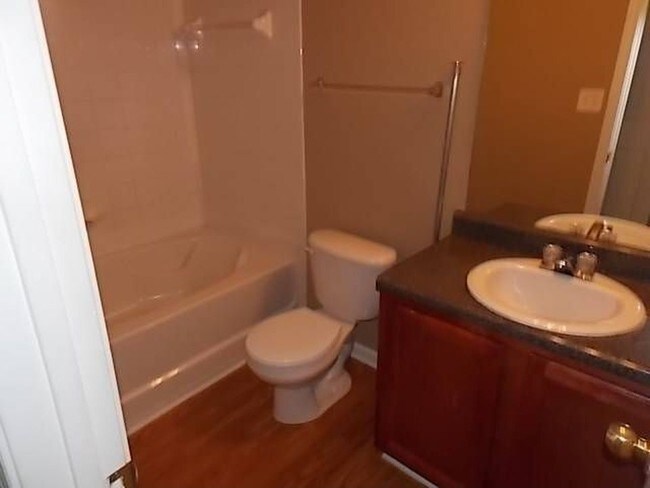 Building Photo - 7322 Bridlewood Ct