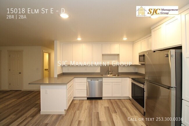 Building Photo - Four-plex in Downtown Sumner