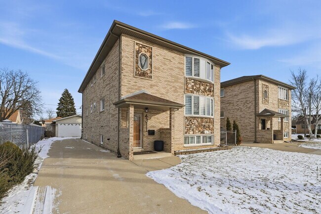 Building Photo - 4311 Grace St