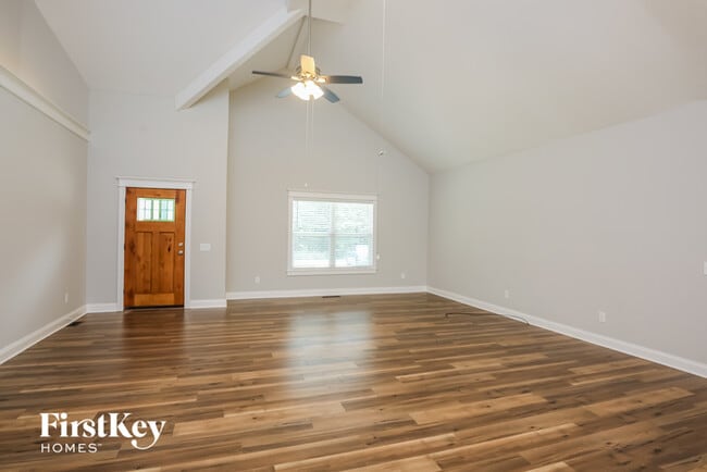 Building Photo - 3641 Cochran Rd