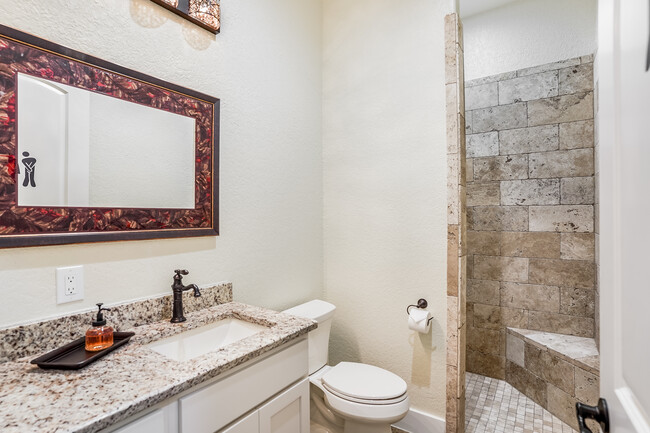 Building Photo - 1194 Vaquero Way
