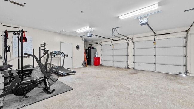 Building Photo - 1210 Auxford Ave
