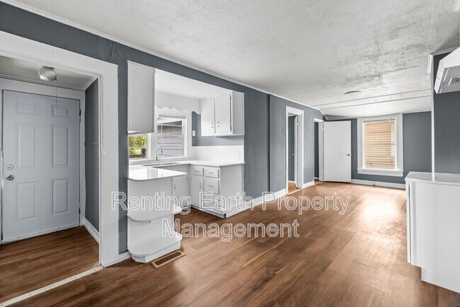 Building Photo - 3111 Avenue D