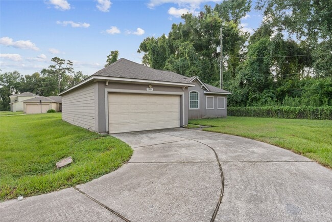 Building Photo - 9104 N Green River Dr