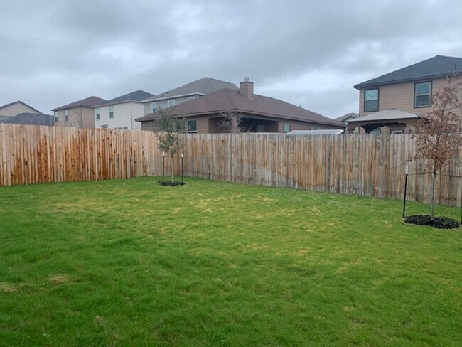 Building Photo - ONE STORY  |  NO CARPET  |  9' CEILING  |  EASY MAINTENANCE  |  2 CAR GARAGE  |  BUILT IN 2023