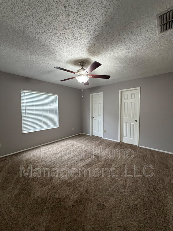 Building Photo - 100 Sweet Gum Ct