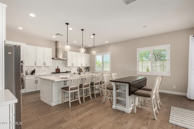 Building Photo - 5314 N 182nd Ln