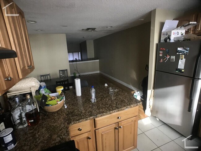 Building Photo - Brainerd Condo