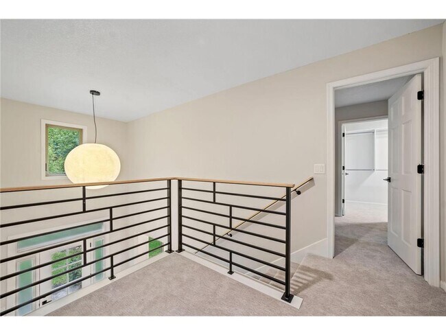 Building Photo - 17711 Creek Ridge Pass