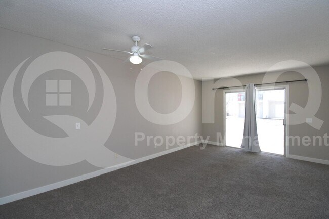Building Photo - 11155 N 82nd Dr