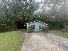 Building Photo - 117 Penro Dr