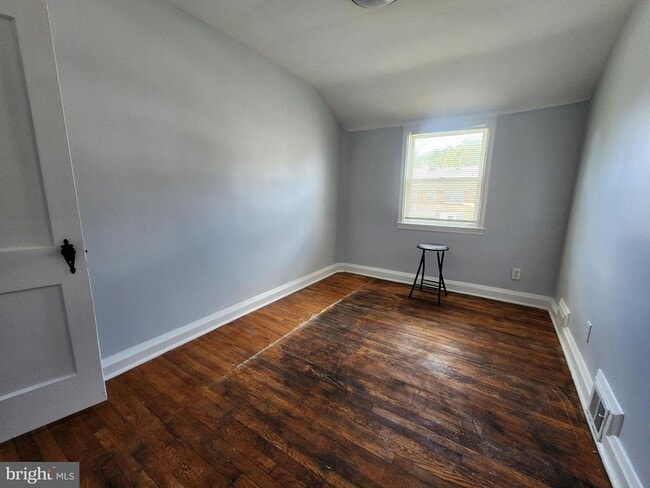 Building Photo - 1420 Winston Ave