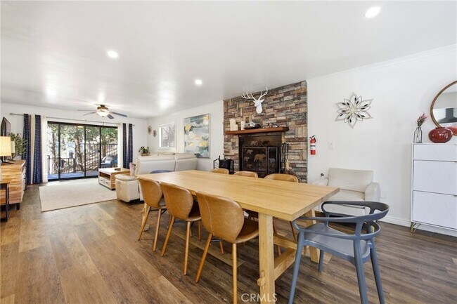 Building Photo - 528 Brentwood Dr