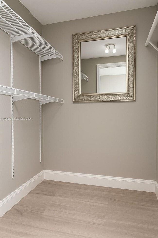 Building Photo - 555 NE 15th St