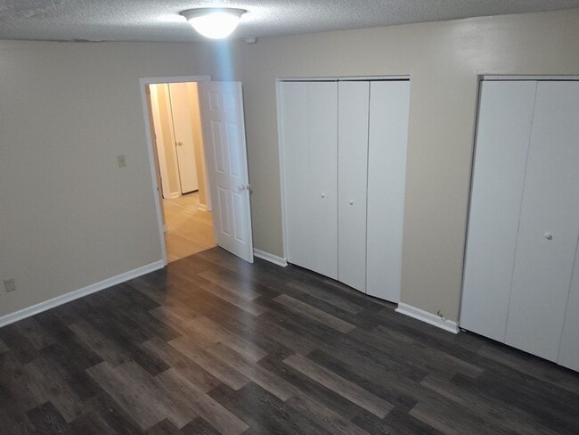 Building Photo - New Rental Available-Move In Ready