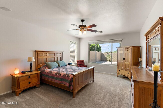 Building Photo - 1819 W Deer Creek Rd