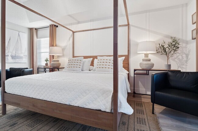 Building Photo - 6 Clinton Ct N