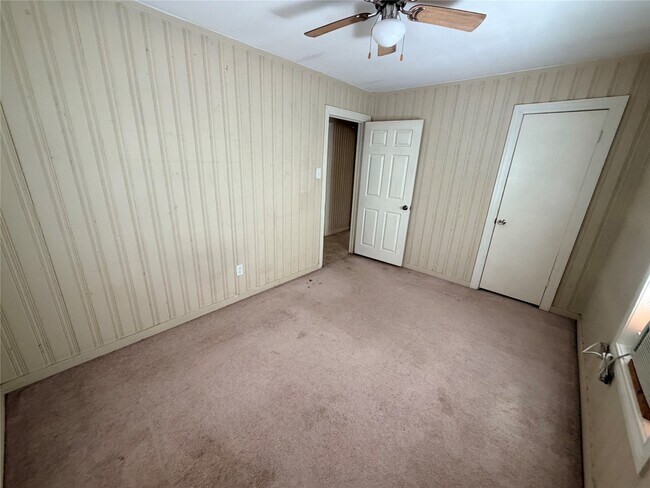 Building Photo - 2019 Alliance St