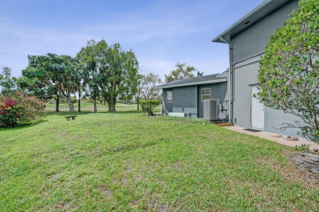 Building Photo - 6700 E Tropical Way