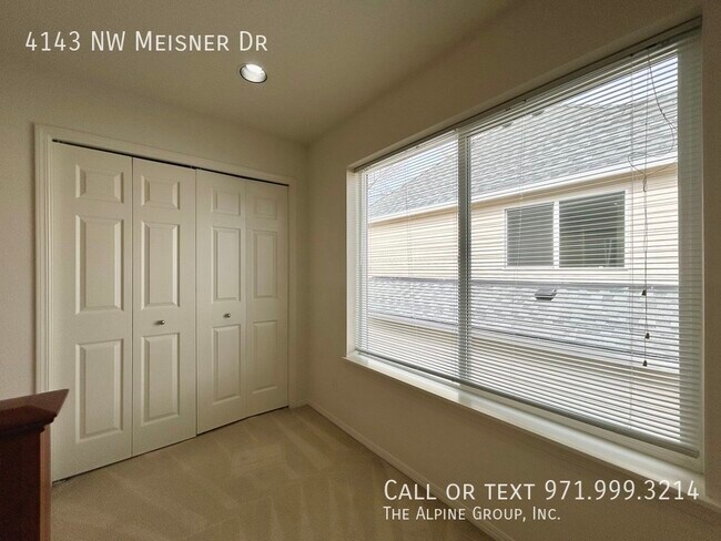 Building Photo - 4143 NW Meisner Dr