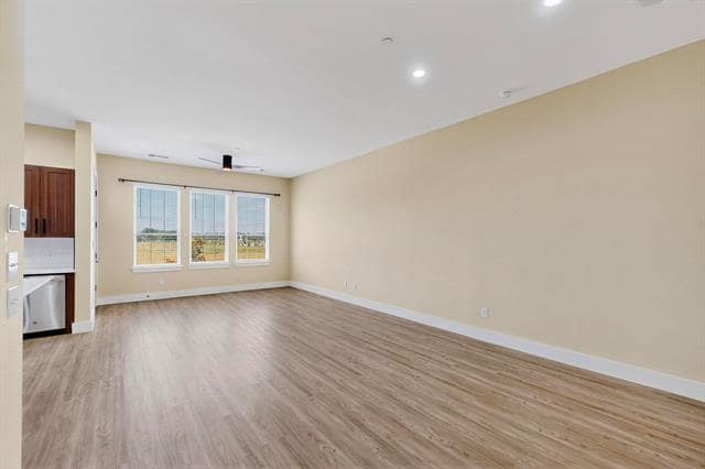 Building Photo - 3425 Sanjeev Dr