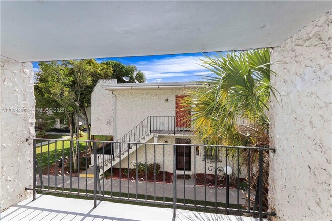 Building Photo - 8701 SW 141st St